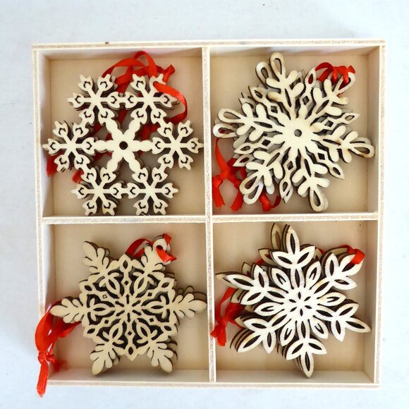 Unknown Other - NEW LASER CUT WOOD SNOWFLAKE CHRISTMAS ORNAMENT SET OF 12